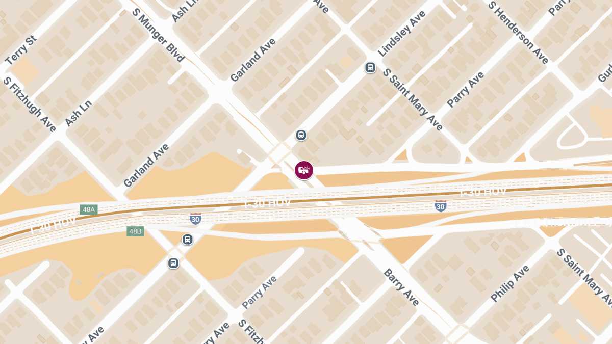 Injury Crash on ERL Thornton Fwy at S Munger Blvd