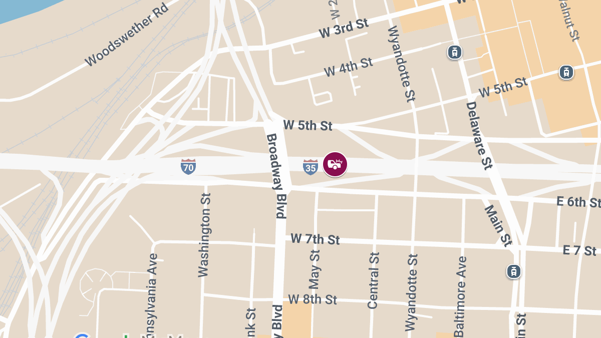 Morning Collision With Injuries on I-35 S at Broadway Blvd