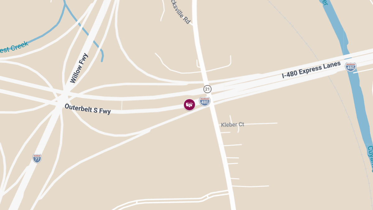 Multi-Vehicle Crash with Injuries on I-77 SB at I-480 Interchange