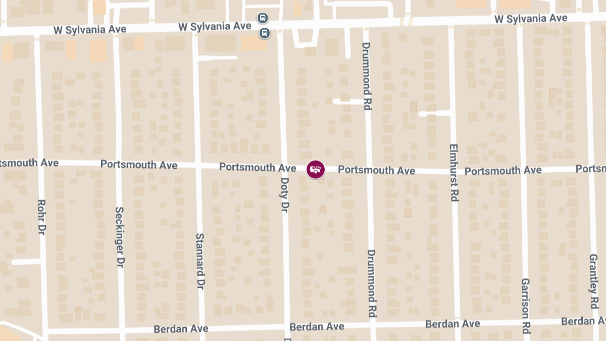 One Injured in Car Crash on Doty Dr Near Portsmouth Ave