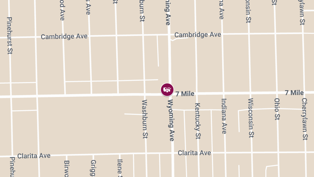 Possible Unconscious Victim in Injury Crash at Wyoming Ave & 7 Mile