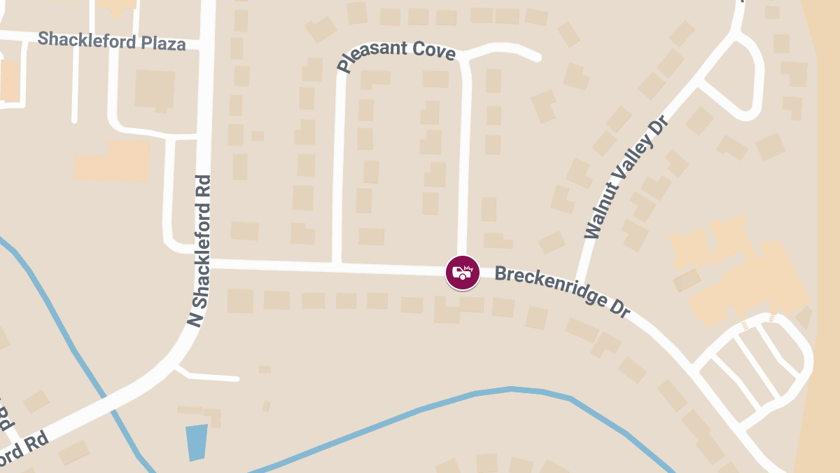Traffic Crash with Injuries on Breckenridge Dr at Pleasant Cove