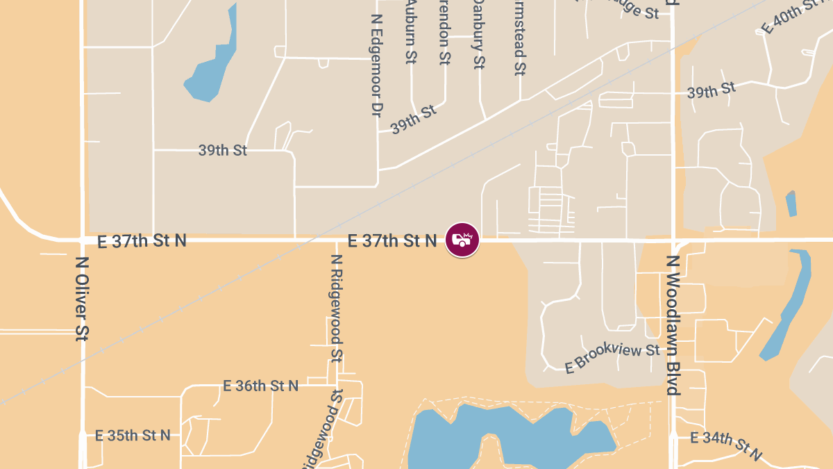 Two-Vehicle Crash on E 37th St N Causes Injuries