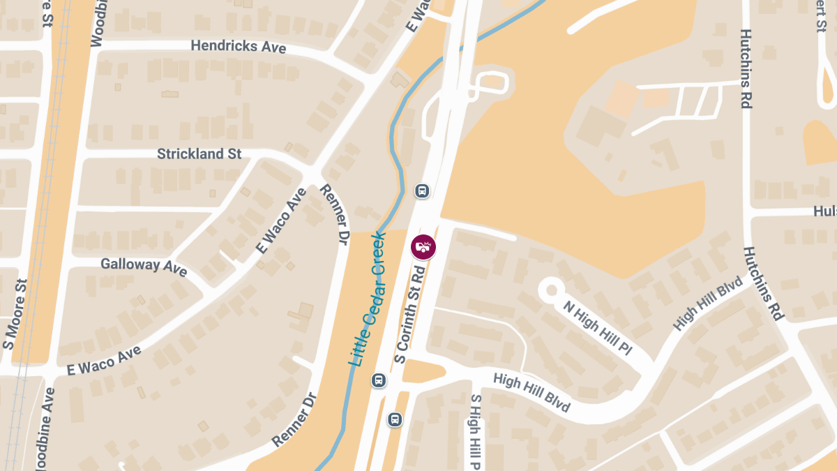 Vehicle Accident With Injuries Reported on Corinth St Dd