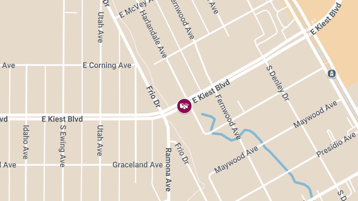 Vehicle Collision With Injuries Reported at 1300 E Kiest Blvd