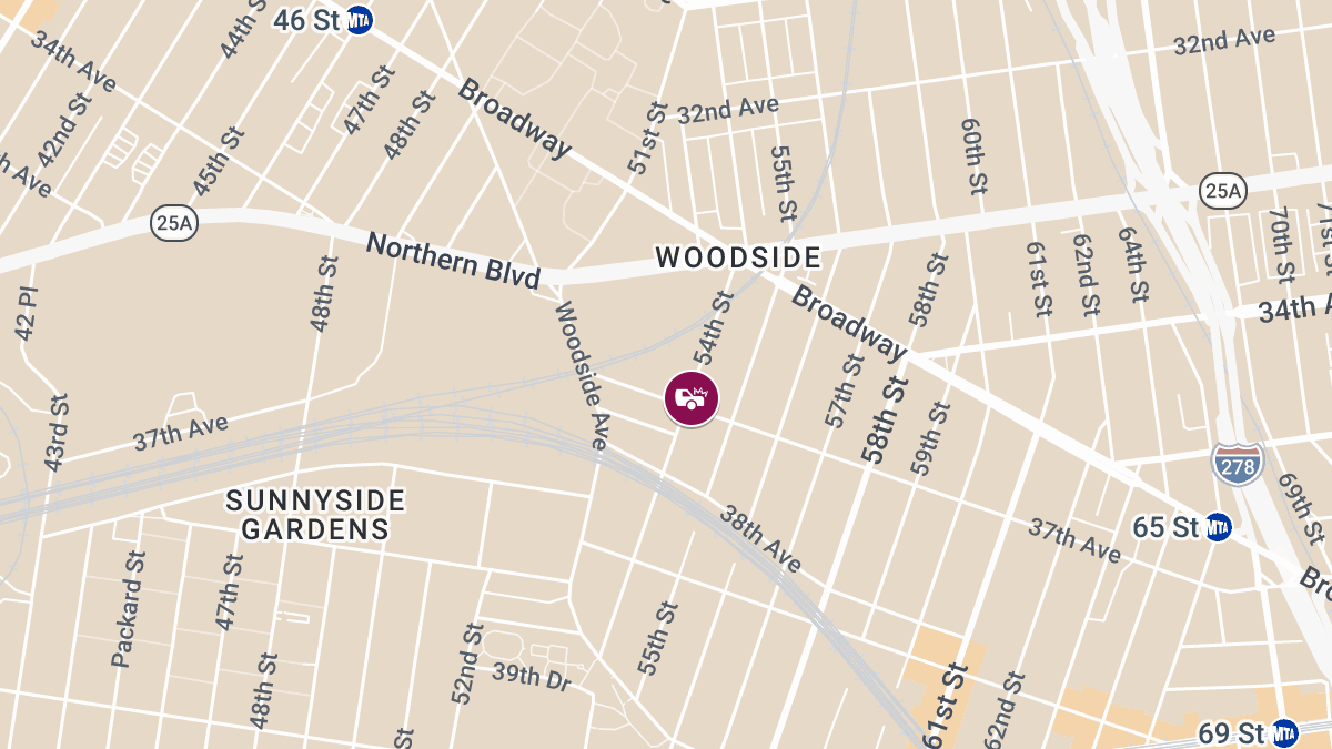 Vehicle Collision with Injuries Reported on 54th St