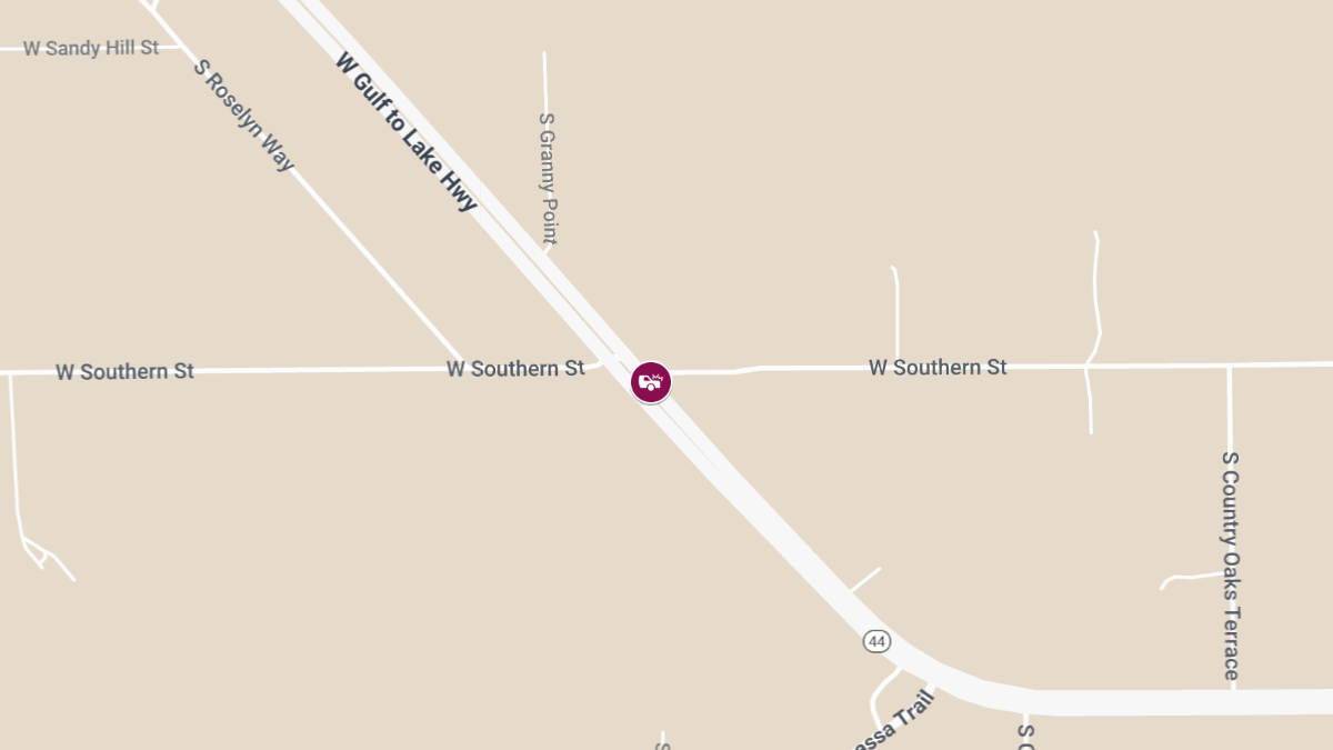 Vehicle Crash with Injuries at W Southern St and W Gulf to Lake Hwy