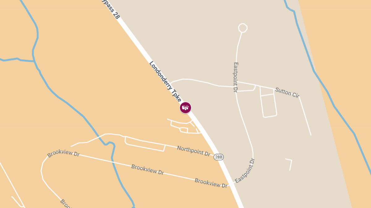 Vehicle Crash with Injuries on Londonderry Turnpike (Bypass 28)