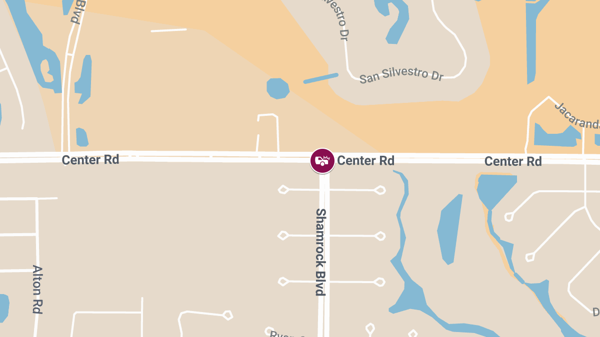 Traffic Accident With Injuries at Center Rd and Shamrock Blvd