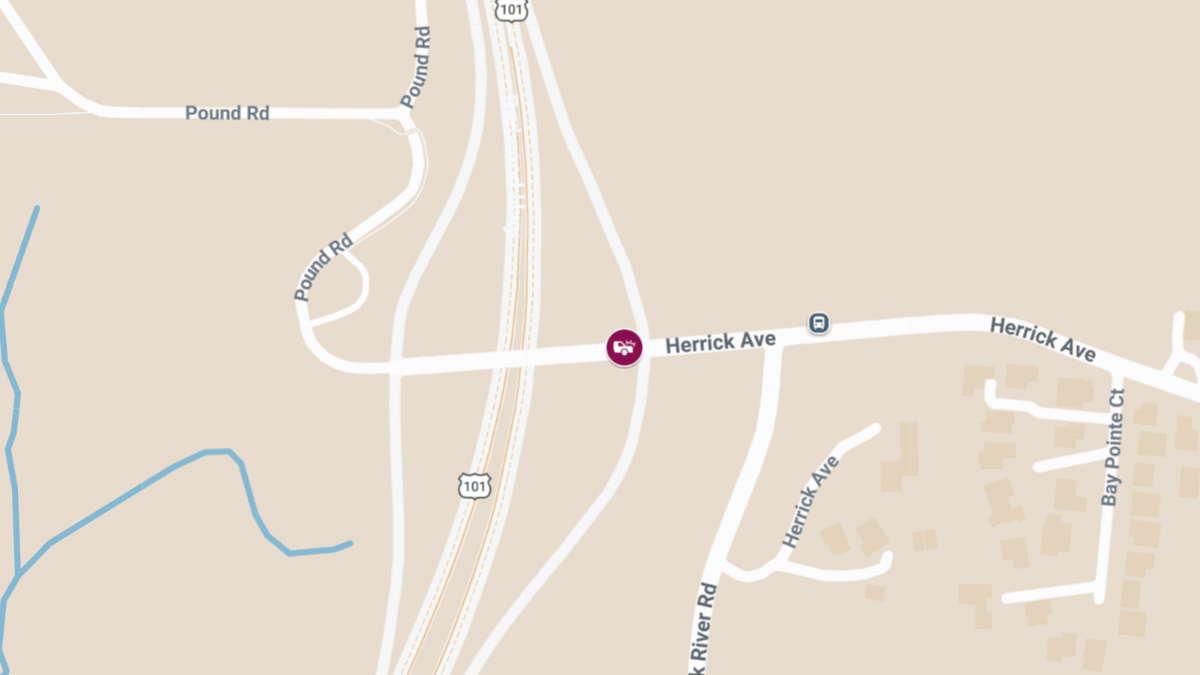 2 Injured in Broadway Crash Near Herrick Ave