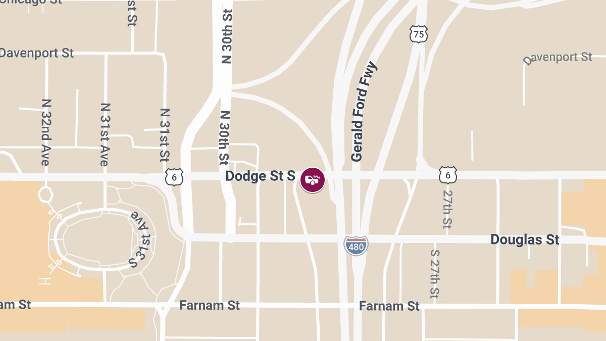 2 Seriously Injured in Crash on Dodge St