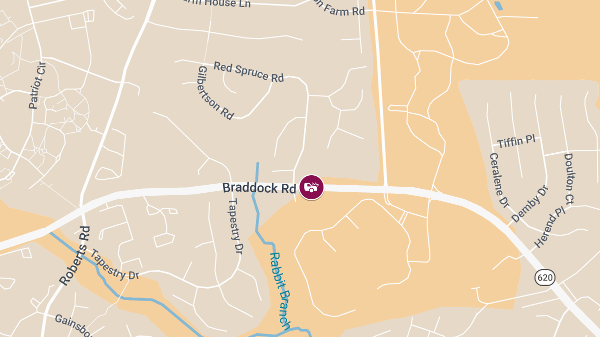 3-Vehicle Crash Closes Braddock Rd
