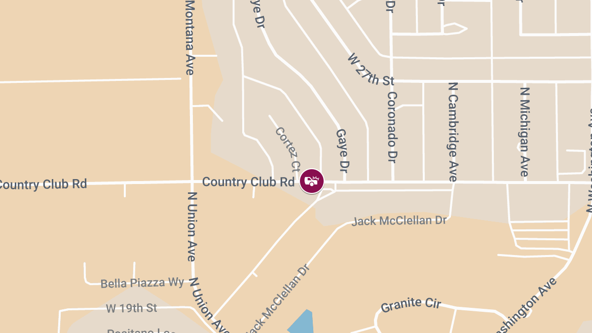 6 Injured in Multi-Vehicle Crash on W Country Club Rd