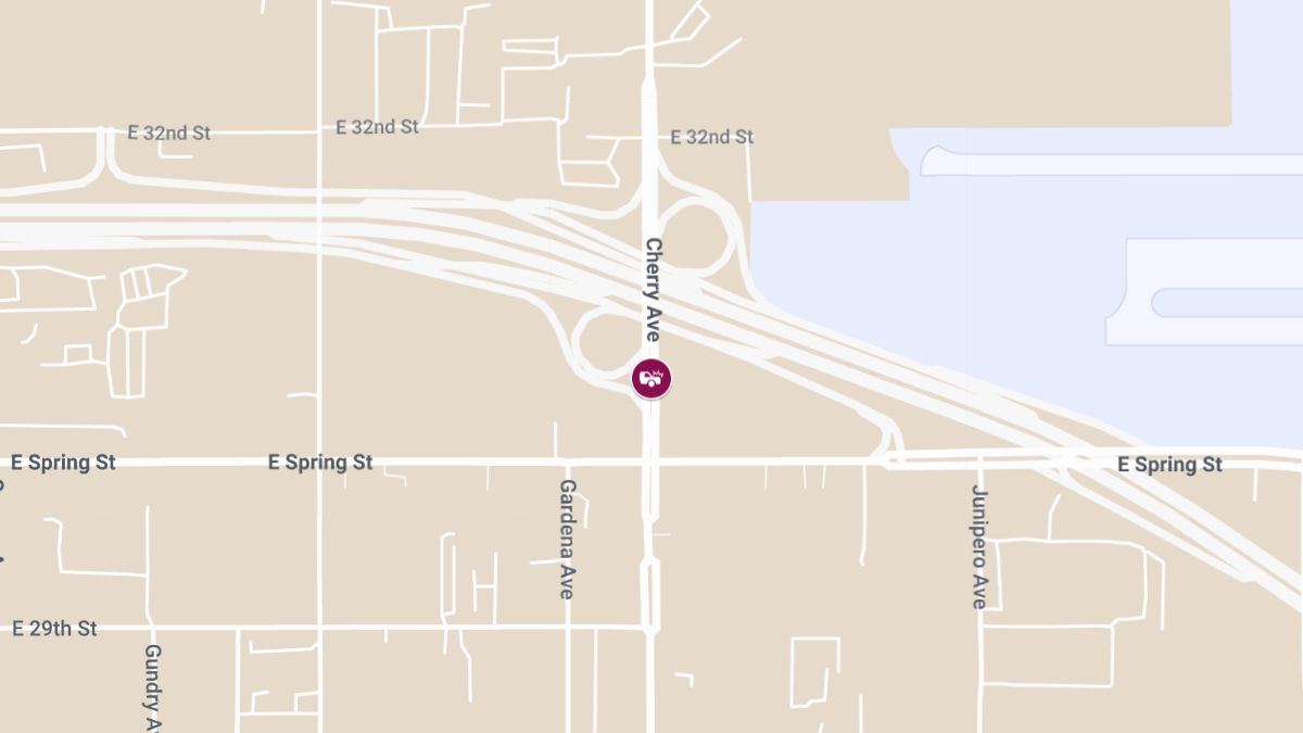 6-Vehicle Crash With Injuries on I-405 Fwy & Cherry Ave