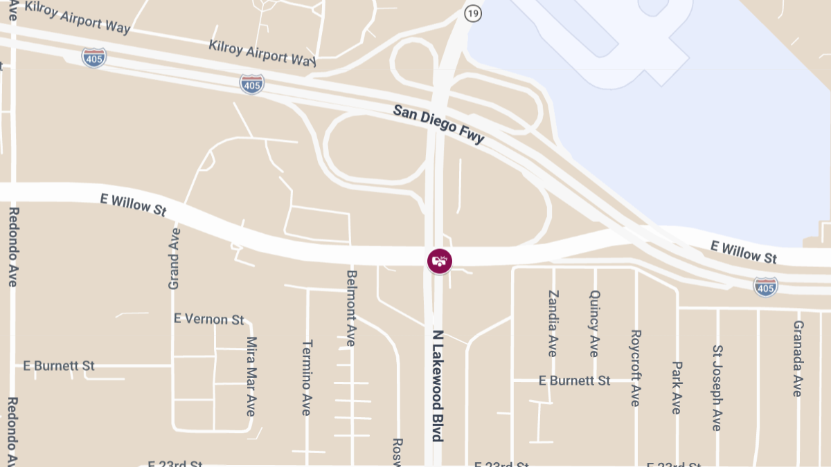 Accident With Injuries Near Lakewood Blvd & Willow St