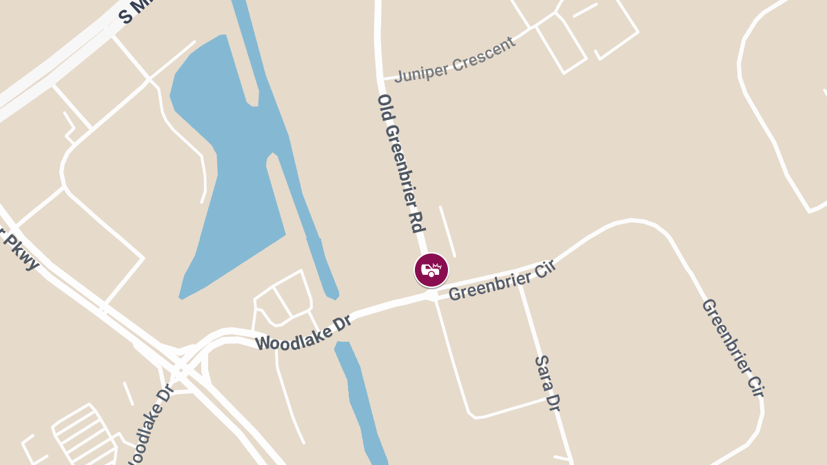 Accident With Injuries Reported at Greenbrier Cir & Old Greenbrier Rd
