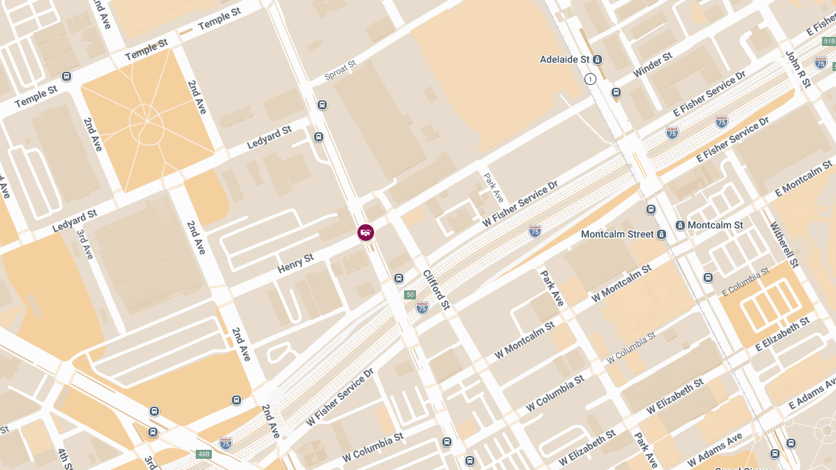 Accident With Injuries Reported at Henry St & Cass Ave
