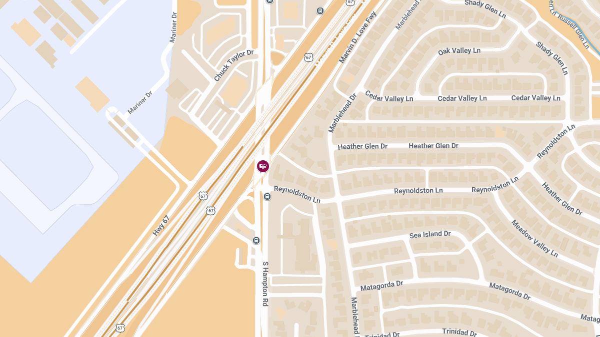 Accident With Injuries Reported at Marvin D Love Fwy S & S Hampton Rd