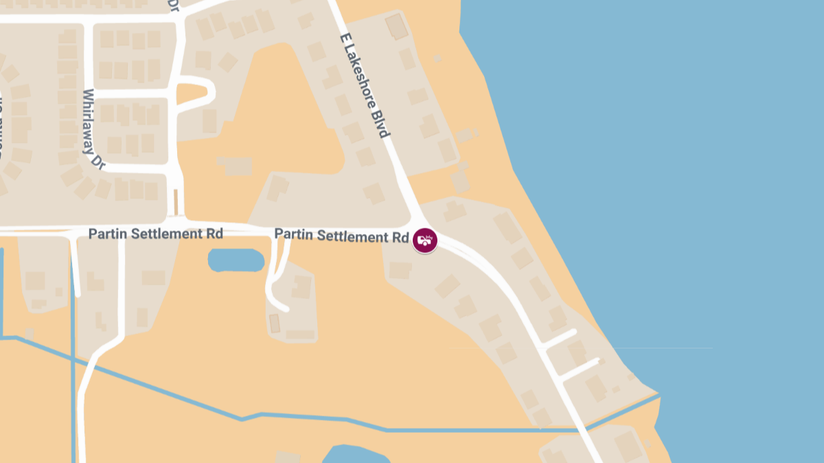 Accident With Injuries at E Lakeshore Blvd & Partin Settlement Rd