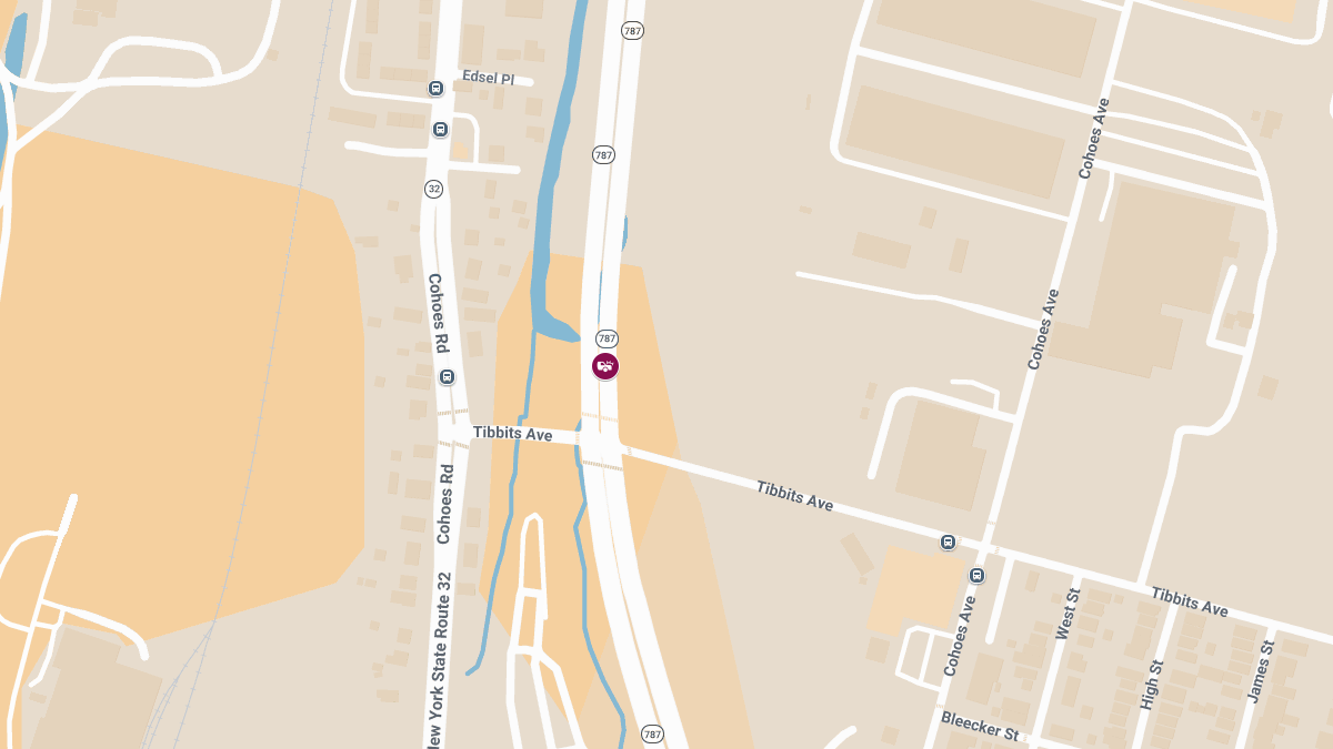 Accident With Injuries at NY-787 and Tibbits Pl