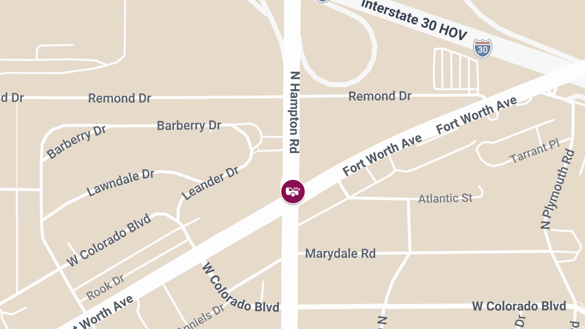 Accident with Injuries at Fort Worth Ave & N Hampton Rd