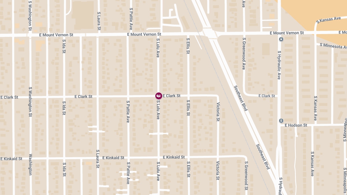 Accident with Injuries at Lulu St & Clark St