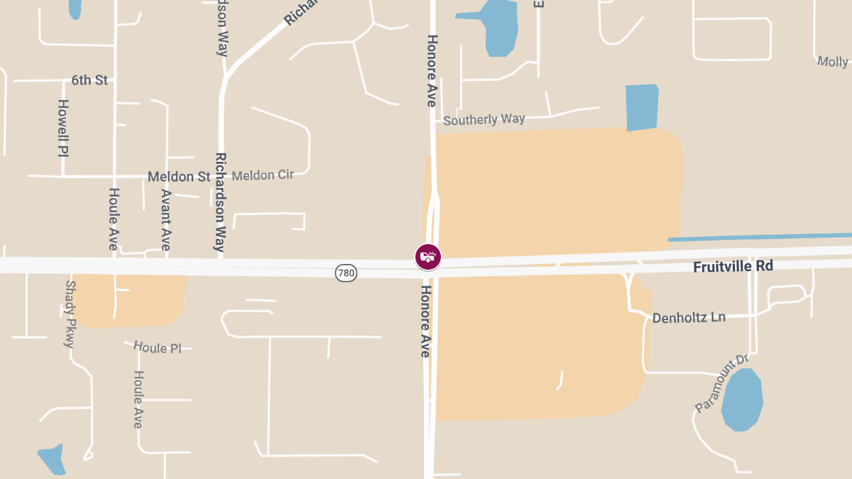 Accident with Injury Reported at Honore Ave & Fruitville Rd