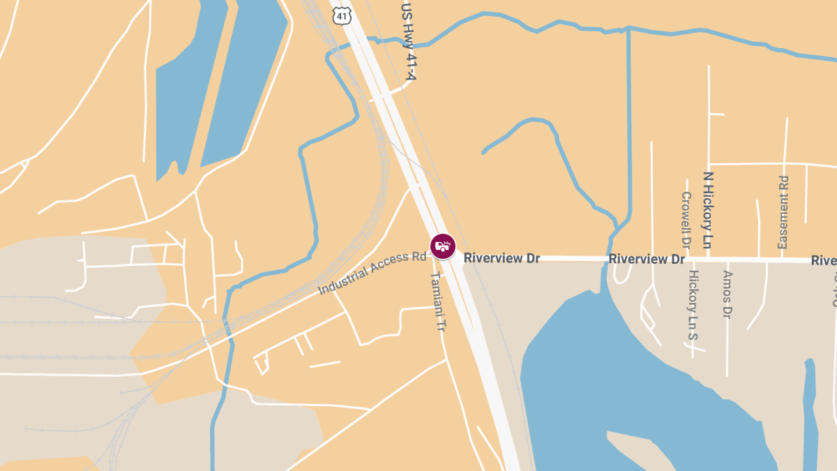 Auto Crash With Injuries at US-41 & Riverview Dr