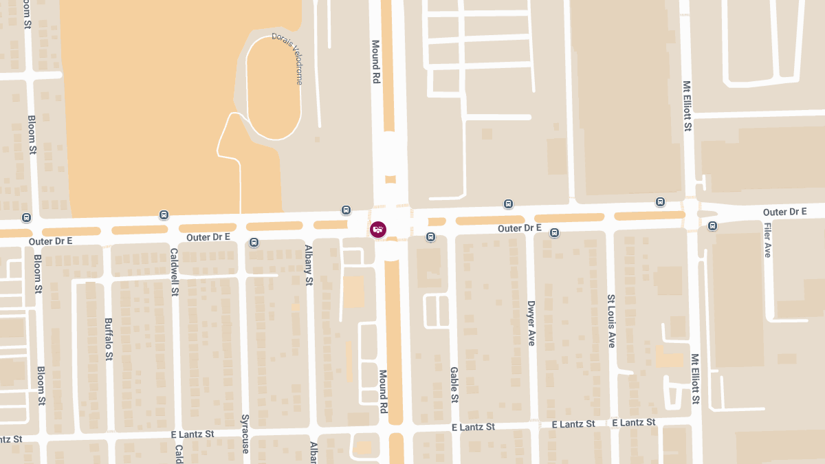 Collision With Injuries Near Mound Rd and E Outer Dr