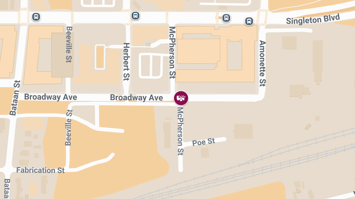 Collision With Injuries at Broadway Ave & McPherson St
