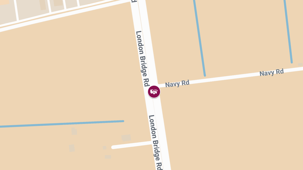 Collision With Injuries at London Bridge Rd & Navy Rd