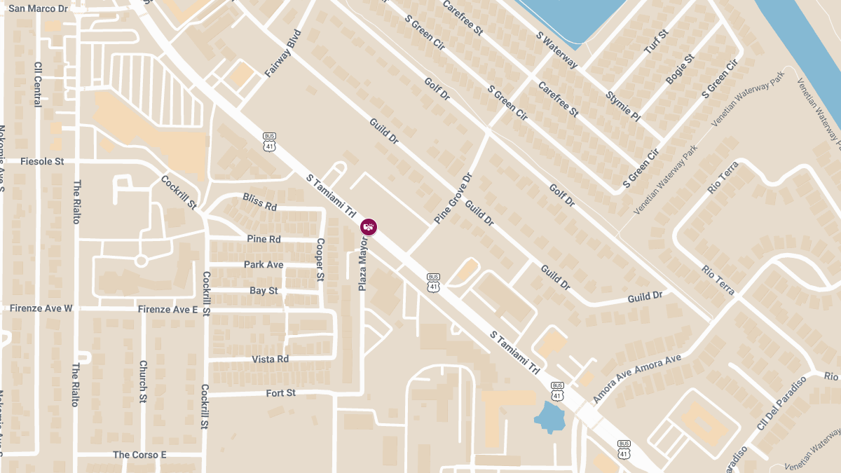 Collision With Injuries at Plaza Mayor & US-41