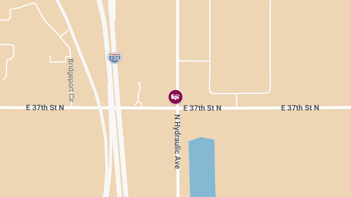 Collision at E 37th St N & N Hydraulic Ave Causes Injuries