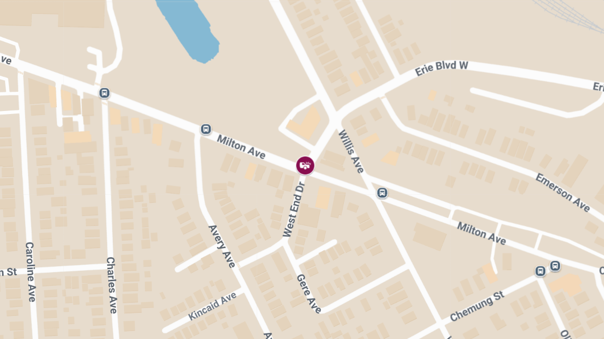 Collision with Injuries at W End Dr & Milton Ave