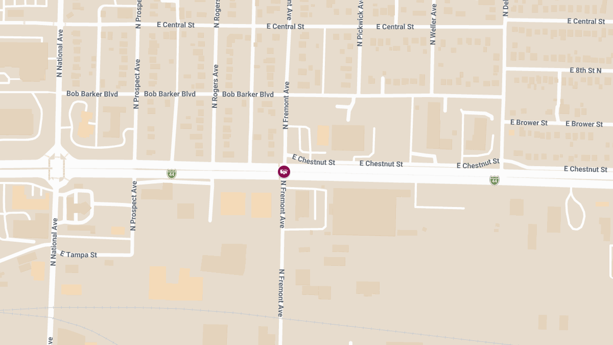 Crash With Injuries Reported at Fremont Ave & Chestnut Expy