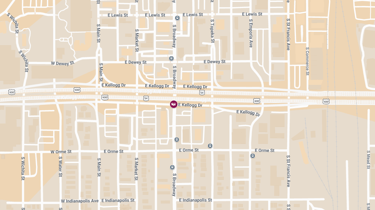 Crash at Kellogg Exit to N Broadway St Causes Injuries