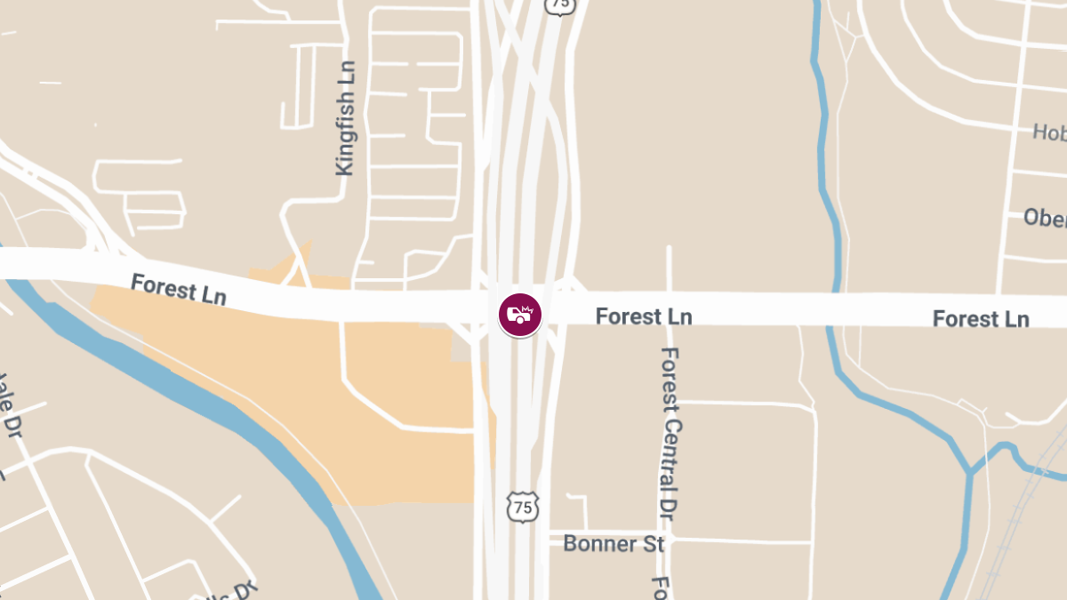 Crash with Injuries at N Central Expy & Forest Ln