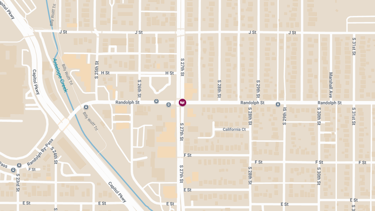 Emergency Response to Injury Crash at S 27th St and Randolph St