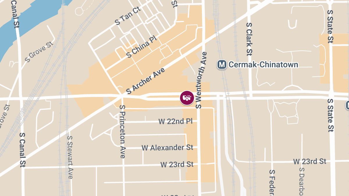 Hit-and-Run Injury Crash at Cermak Rd & Wentworth Ave