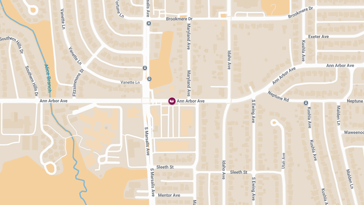 Injuries Reported in Crash on E Ann Arbor Ave