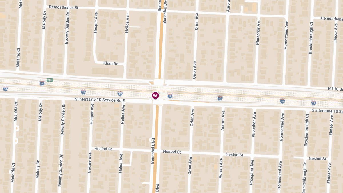 Injuries Reported in Crash on I-10 at Bonnabel Blvd