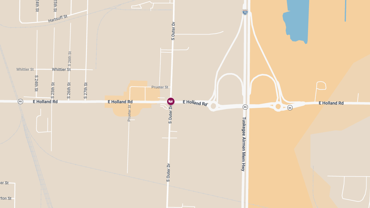 Injury Crash Reported at S Outer Dr and Holland Rd