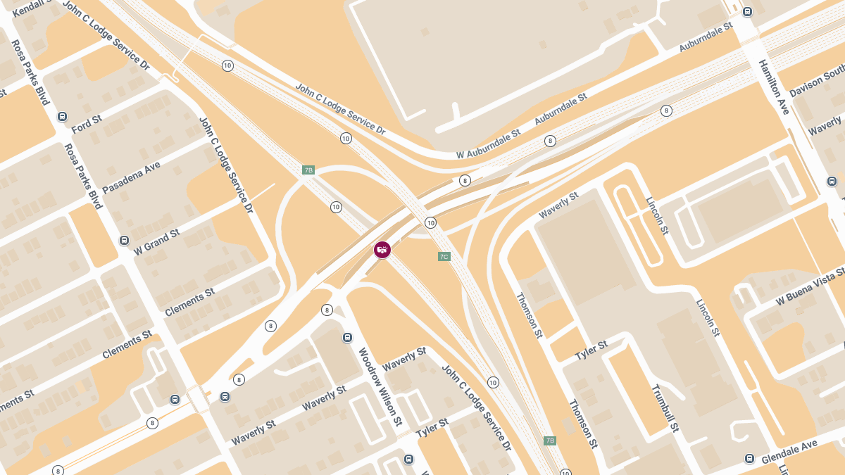 Injury Crash at Davison Ave and John C Lodge Service