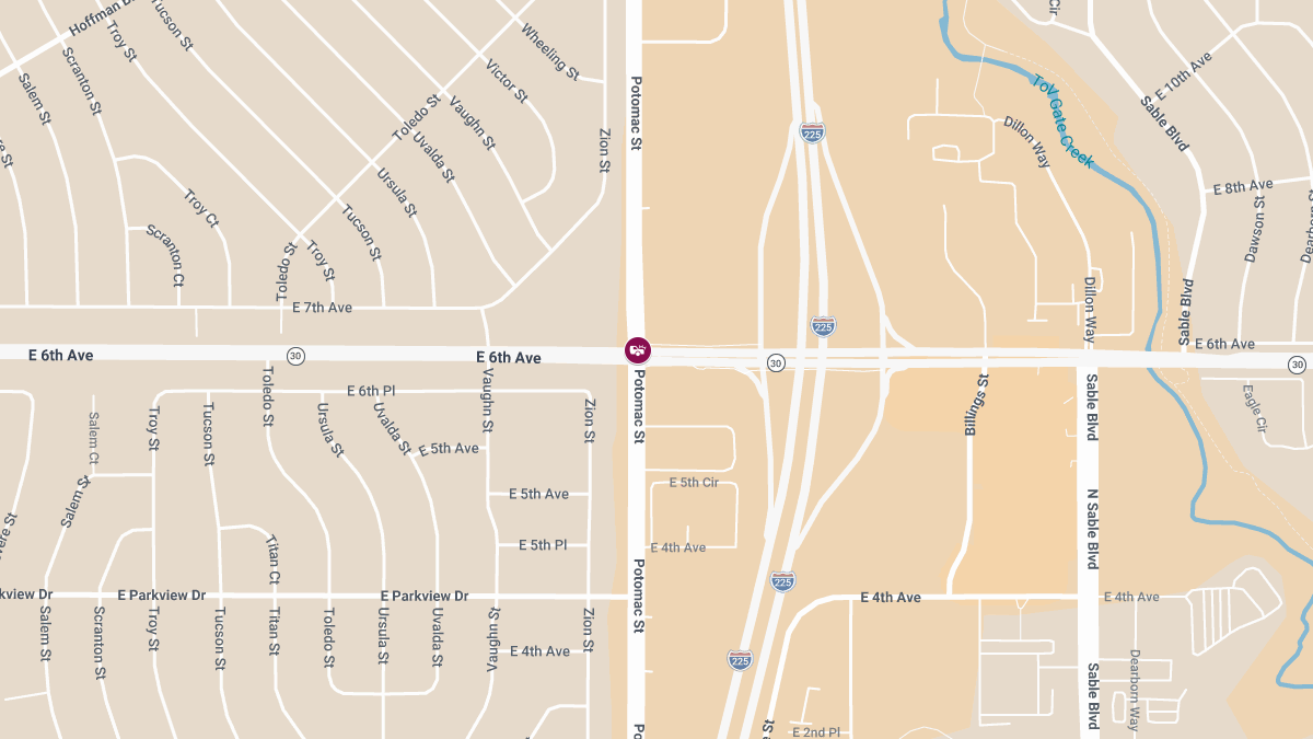 Injury Crash at E 6th Ave & Potomac St