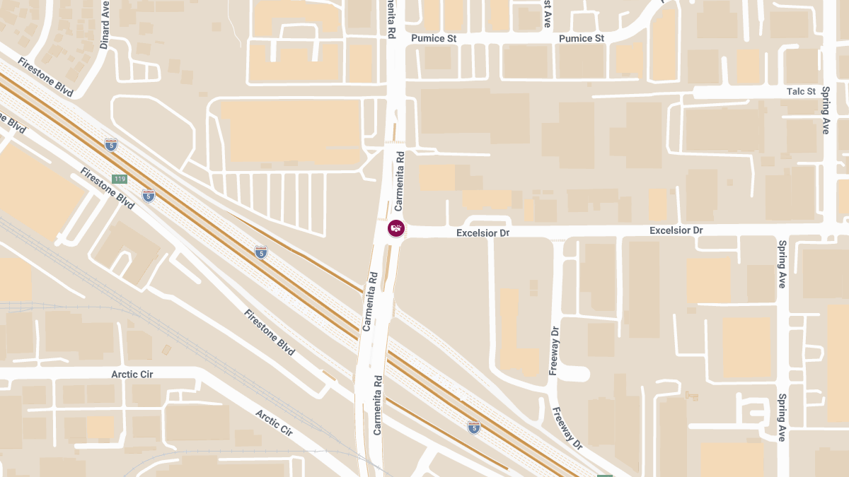 Injury Crash at Excelsior Dr & Carmenita Rd