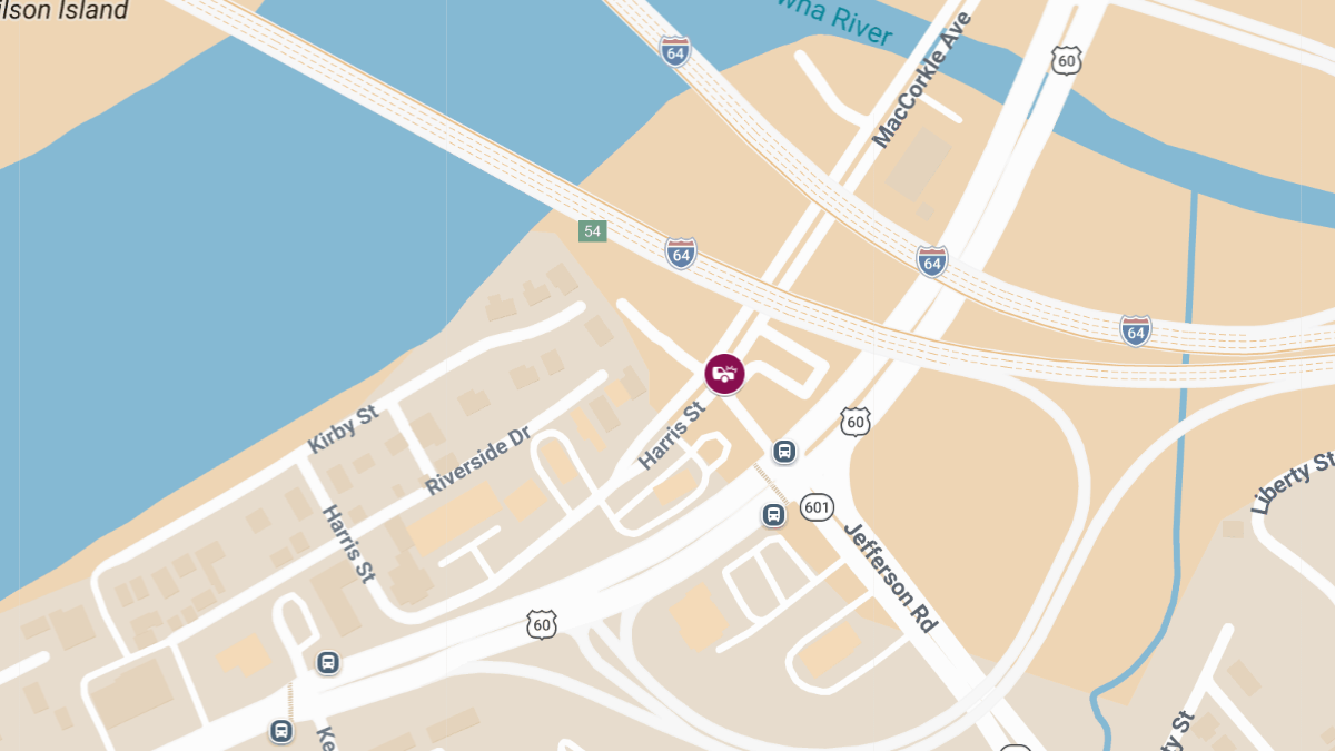Injury Crash at MacCorkle Ave & Jefferson Rd