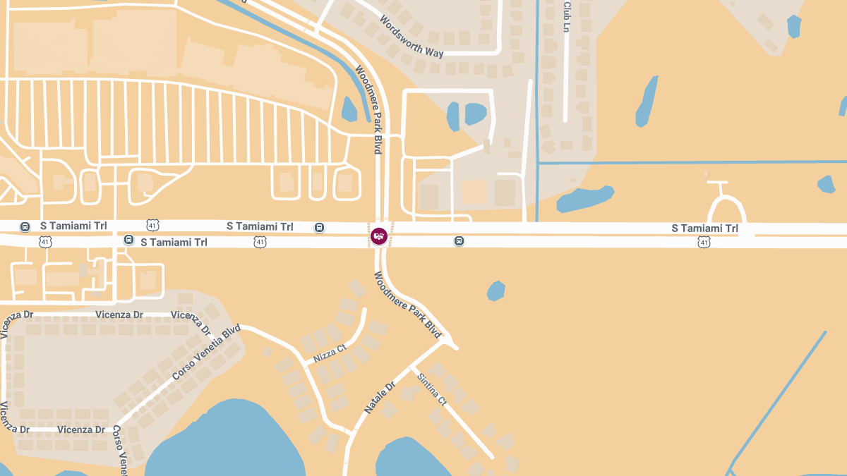Injury Crash at S Tamiami Trl & Woodmere Park Blvd