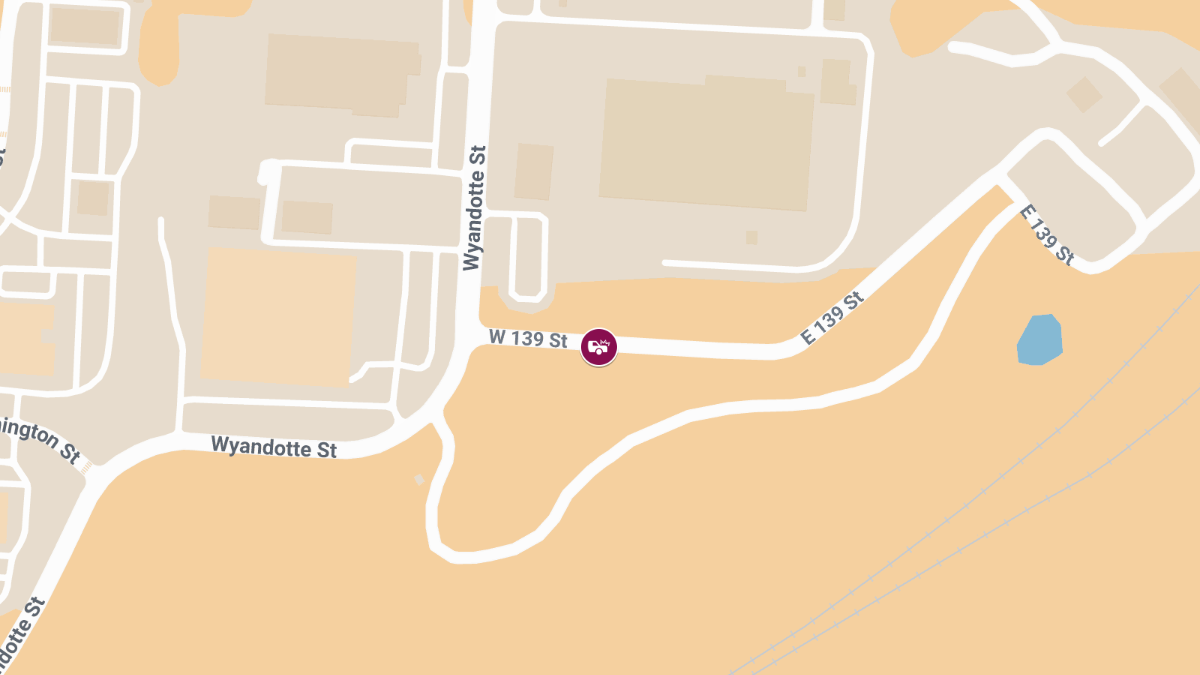 Injury Crash at W 139th St and Carville Rd