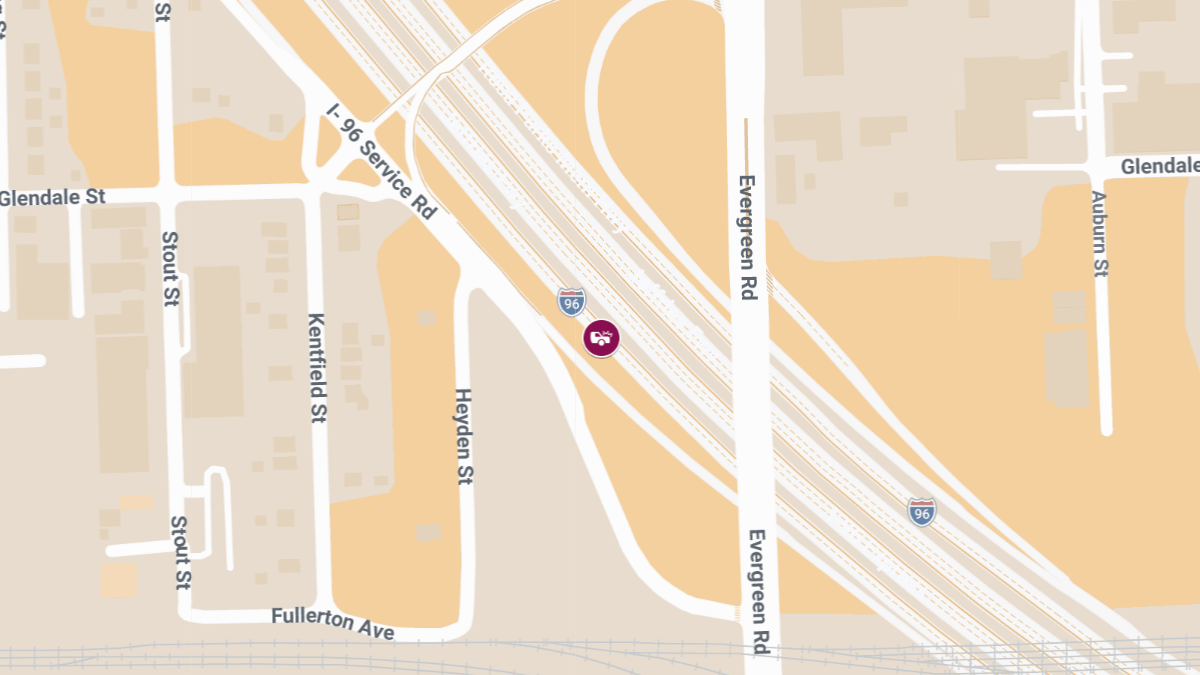 Injury Crash on Eastbound I-96 Near Evergreen Rd