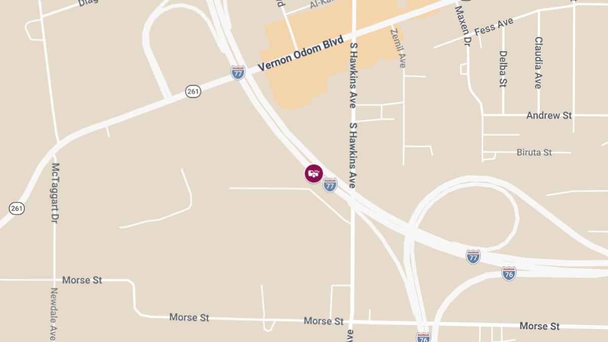 Injury Crash on I-77 near Vernon Odom Blvd